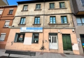 300m² building for sale in Ponferrada, Calle Sevilla photo