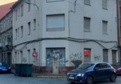 387m² building for sale in Ponferrada, Calle Ortega y Gasset photo