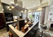 612m² building residential for sale in Torremolinos, photo