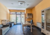 233m² commercial premises for sale in Alcalá de Henares, in the area of Espartales, calle fuentenovilla, 28806 photo
