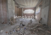 Local comercial
en venda
amb 131m² a Altea, camí de l'algar, 32, 03590 foto