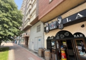 Local comercial en venta con 130m² en Ponferrada, calle general vives, 24401 foto