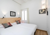Edificio en venta con 1044m² en Barcelona, en la zona de el Raval, Carrer de Torres i Amat foto