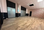 Local comercial
en venda
amb 417m² a Badalona, a la zona de Montigalà, Carrer Irlanda foto