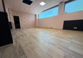 Local comercial
en venda
amb 417m² a Badalona, a la zona de Montigalà, Carrer Irlanda foto