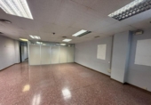 146m² office for sale in Tarrasa, Carrer d'Arquímedes photo