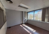 146m² office for sale in Tarrasa, Carrer d'Arquímedes photo