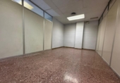 146m² office for sale in Tarrasa, Carrer d'Arquímedes photo