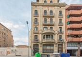 541m² offices for sale in Manresa, in the area of Vic - Remei, Carrer Caritat photo