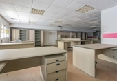 541m² offices for sale in Manresa, in the area of Vic - Remei, Carrer Caritat photo
