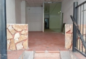 130m² commercial premises for sale in Torrevieja, Calle Radio Murcia photo