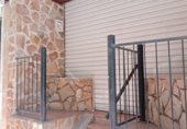 130m² commercial premises for sale in Torrevieja, Calle Radio Murcia photo