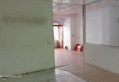 130m² commercial premises for sale in Torrevieja, Calle Radio Murcia photo