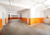 Local comercial Industrial en venta con 340m² en Granada, en la zona de Barrio de San Antón, Paseo Jardín de la Reina foto