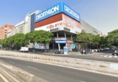 154m² locaux commerciaux pour vente à Valence, dans le quartier de Nou Moles, Calle Olivereta photo