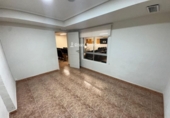 Local comercial en venta con 233m² en Elche, Calle Clara de Campoamor foto