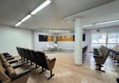 Local comercial en venta con 233m² en Elche, Calle Clara de Campoamor foto