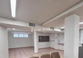 Local comercial en venta con 233m² en Elche, Calle Clara de Campoamor foto