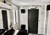 612m² building for sale in Torremolinos photo