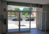 Local comercial en alquiler con 110m² en Montoliu de Lleida foto