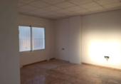 59m² locaux commerciaux pour location à Vera, Urbanización Parque Vera photo