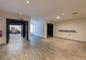 300m² bar for sale in Motril, photo