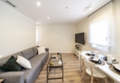 Edificio en venta en Madrid, en la zona de Numancia foto