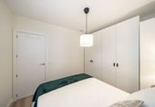 Edificio en venta en Madrid, en la zona de Numancia foto