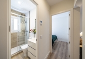Edificio en venta en Madrid, en la zona de Numancia foto