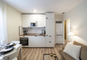 Edificio en venta en Madrid, en la zona de Numancia foto