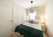 Edificio en venta en Madrid, en la zona de Numancia foto