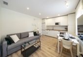 Edificio en venta en Madrid, en la zona de Numancia foto