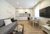 Edificio en venta en Madrid, en la zona de Numancia foto