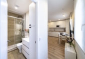 Edificio en venta en Madrid, en la zona de Numancia foto