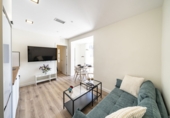 Edificio en venta en Madrid, en la zona de Numancia foto