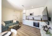 Edificio en venta en Madrid, en la zona de Numancia foto