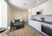 Edificio en venta en Madrid, en la zona de Numancia foto