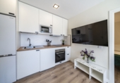 Edificio en venta en Madrid, en la zona de Numancia foto