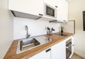 Edificio en venta en Madrid, en la zona de Numancia foto