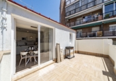 Edificio en venta en Madrid, en la zona de Numancia foto