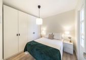 Edificio en venta en Madrid, en la zona de Numancia foto