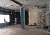 68m² locaux commerciaux pour vente à Parla, Calle alfonso X el sabio photo