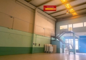 332m² entrepôt industriel pour vente à Alcalá de Guadaíra photo