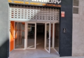 Local comercial en alquiler con 220m² en Castellón de la Plana foto