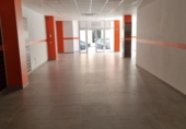 Local comercial en alquiler con 220m² en Castellón de la Plana foto