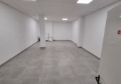 Local comercial en alquiler con 220m² en Castellón de la Plana foto