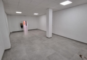 Local comercial en alquiler con 220m² en Castellón de la Plana foto