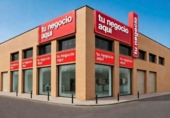  commercial premises industrial for sale in Seville, in the area of Old Airport, Calle Renio photo