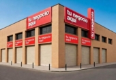  commercial premises industrial for sale in Seville, in the area of Old Airport, Calle Renio photo