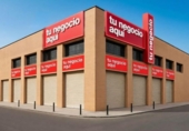  commercial premises industrial for sale in Seville, in the area of Old Airport, Calle Terbio photo